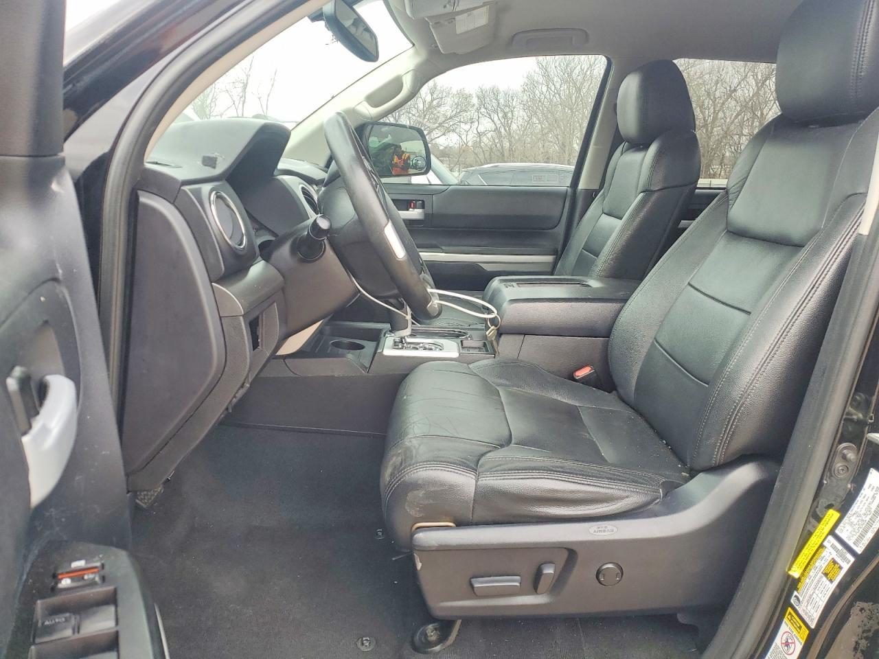 2016 TOYOTA TUNDRA