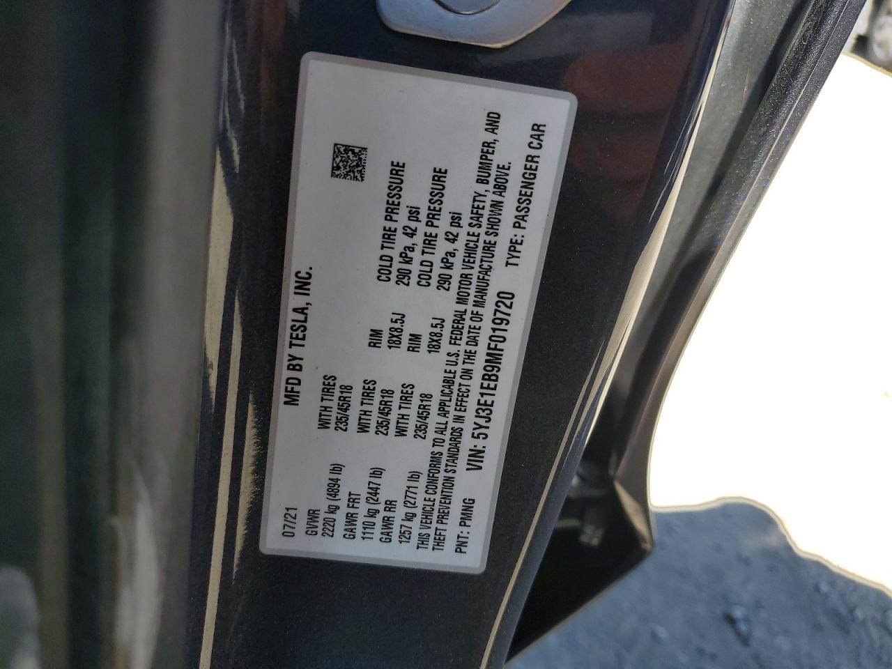 2021 TESLA MODEL 3