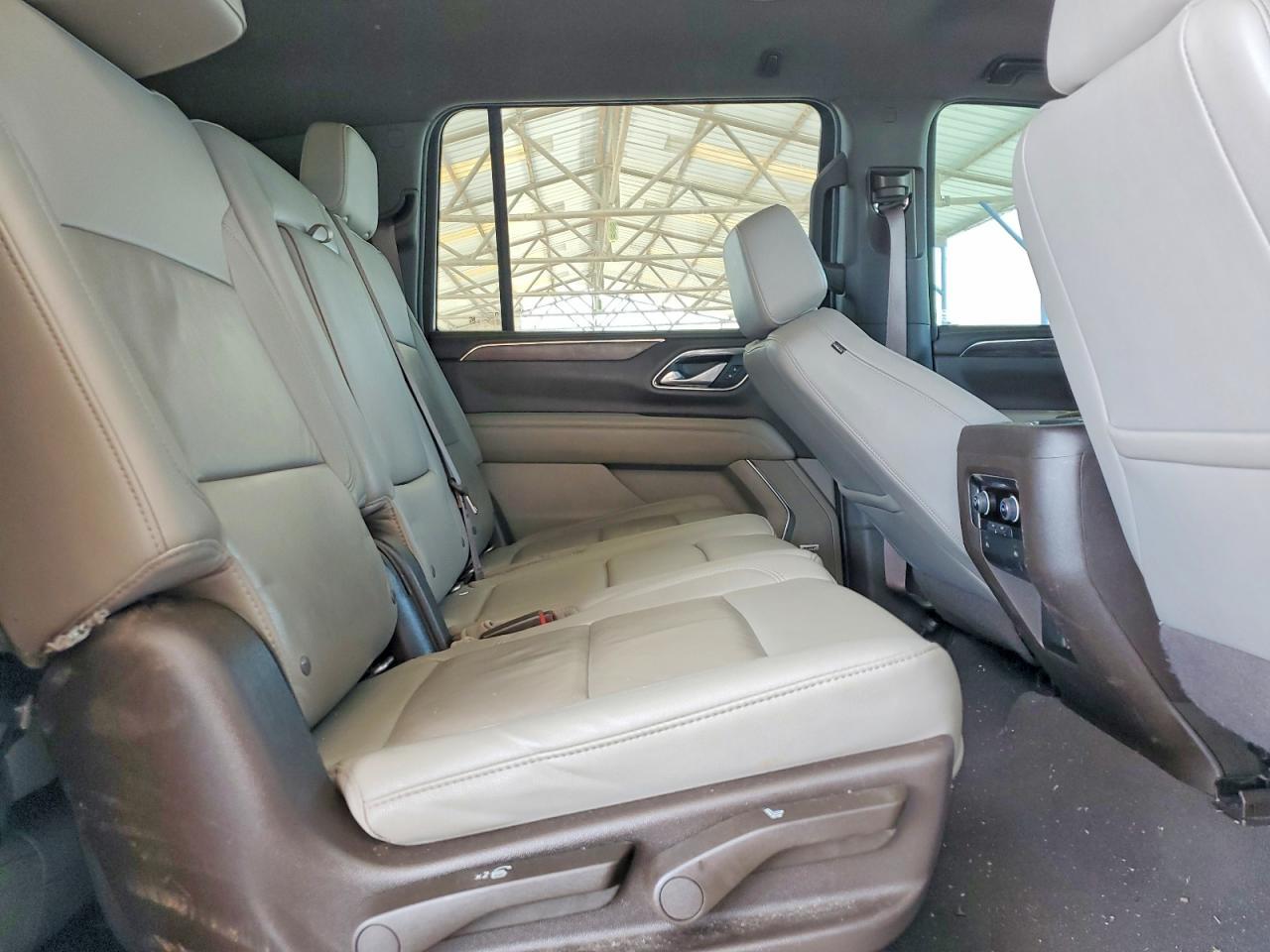 2022 CHEVROLET Suburban