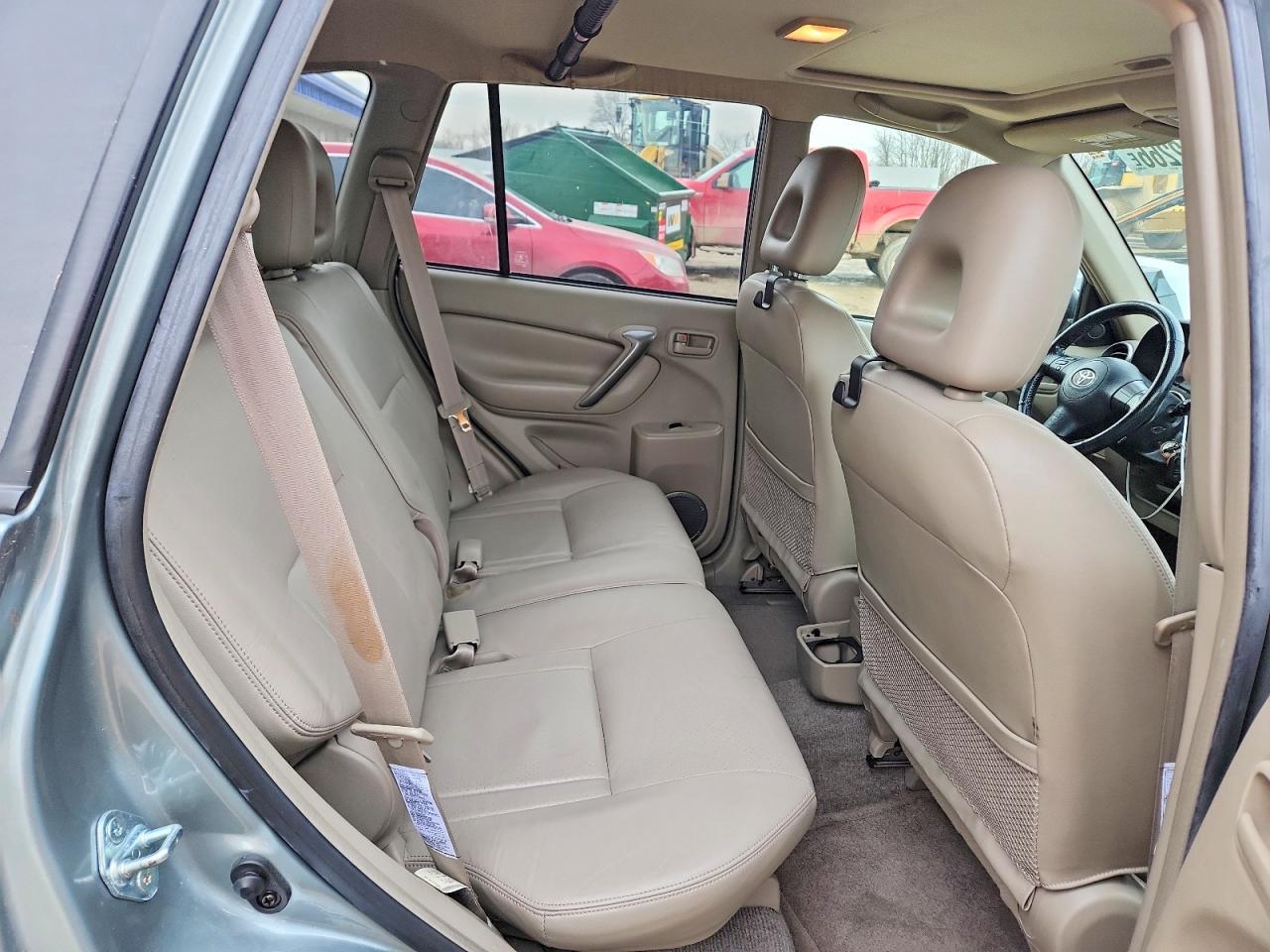 2005 TOYOTA RAV4