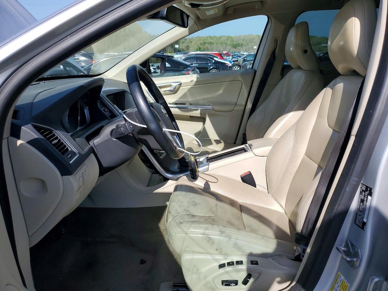 2014 VOLVO XC60