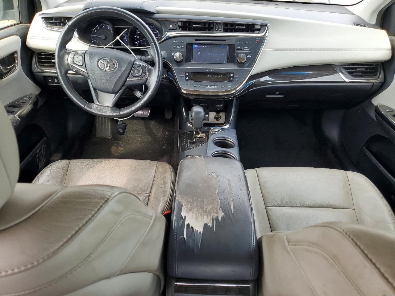 2013 TOYOTA Avalon