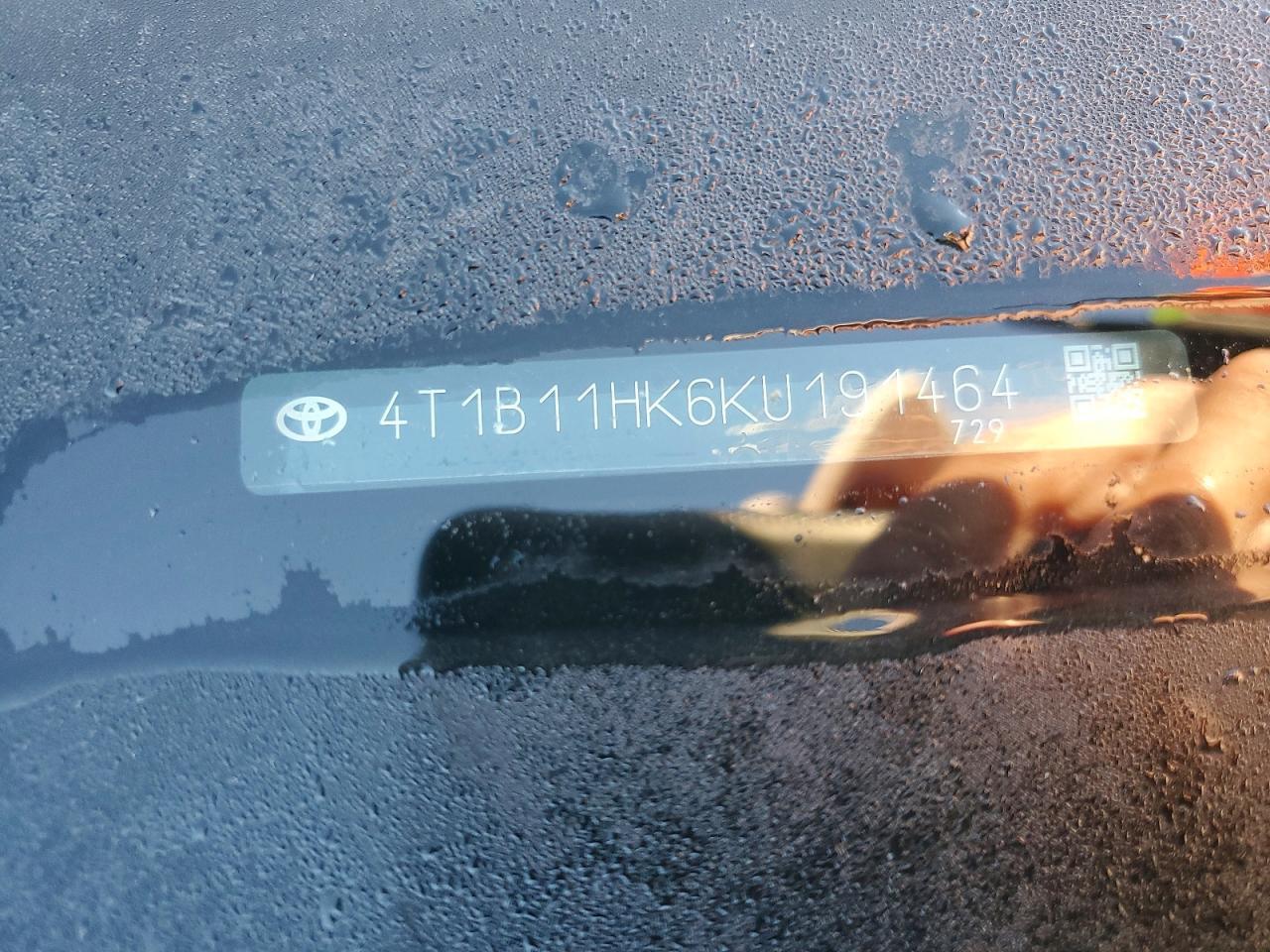 2019 TOYOTA CAMRY