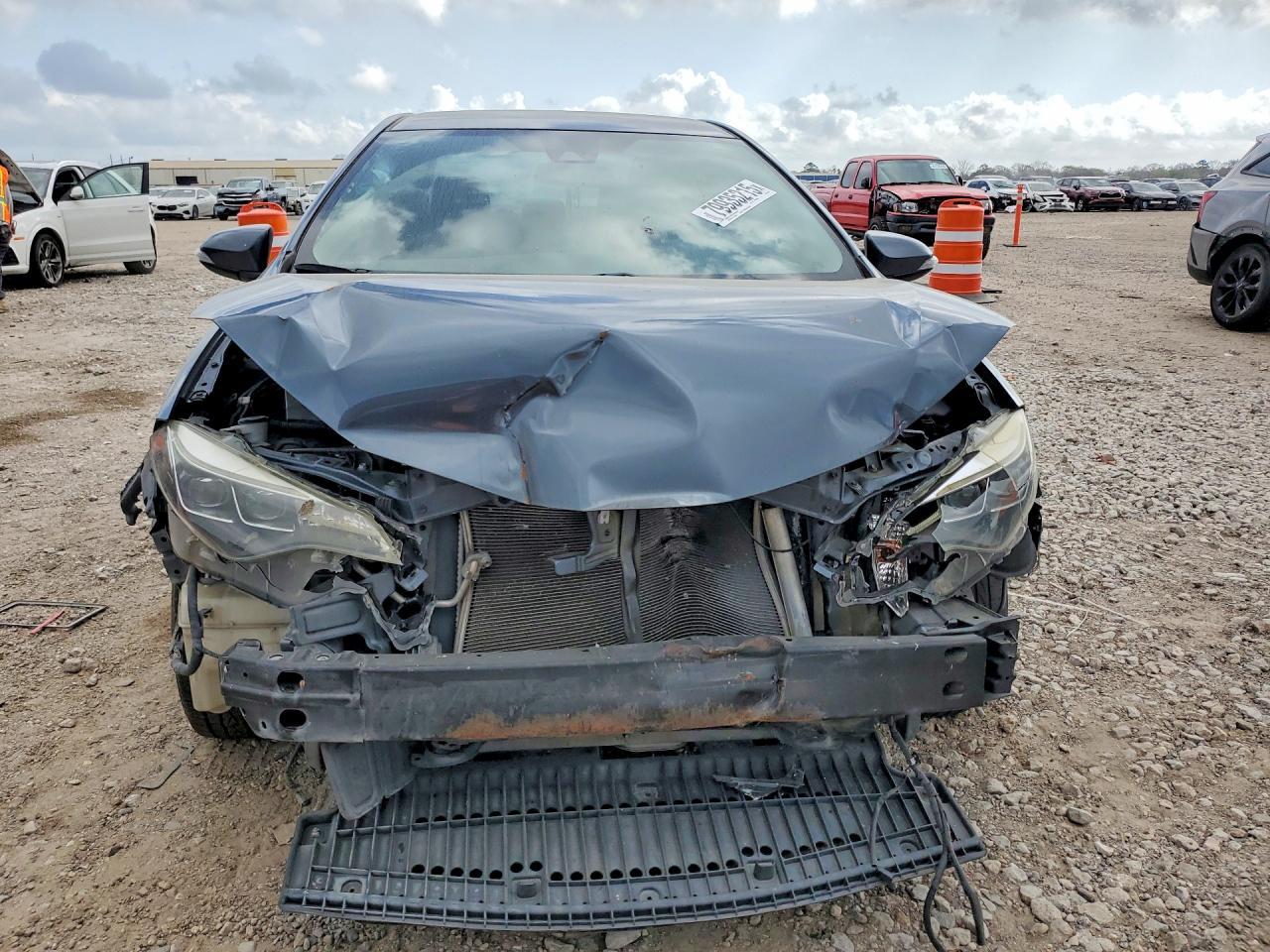 2018 TOYOTA COROLLA