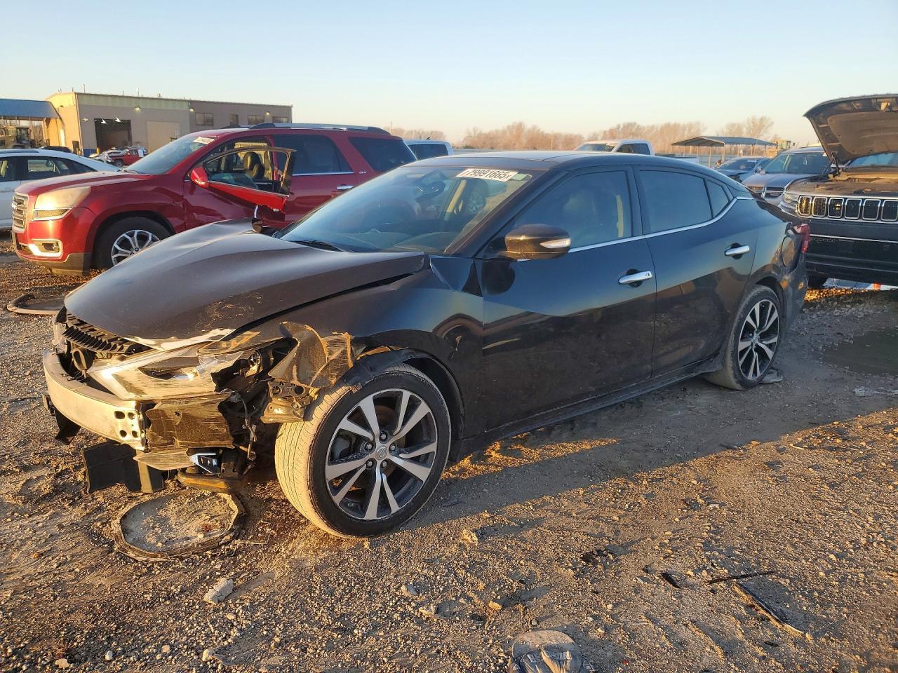 2016 NISSAN Maxima