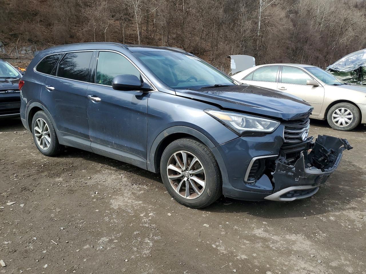 2017 HYUNDAI SANTA FE