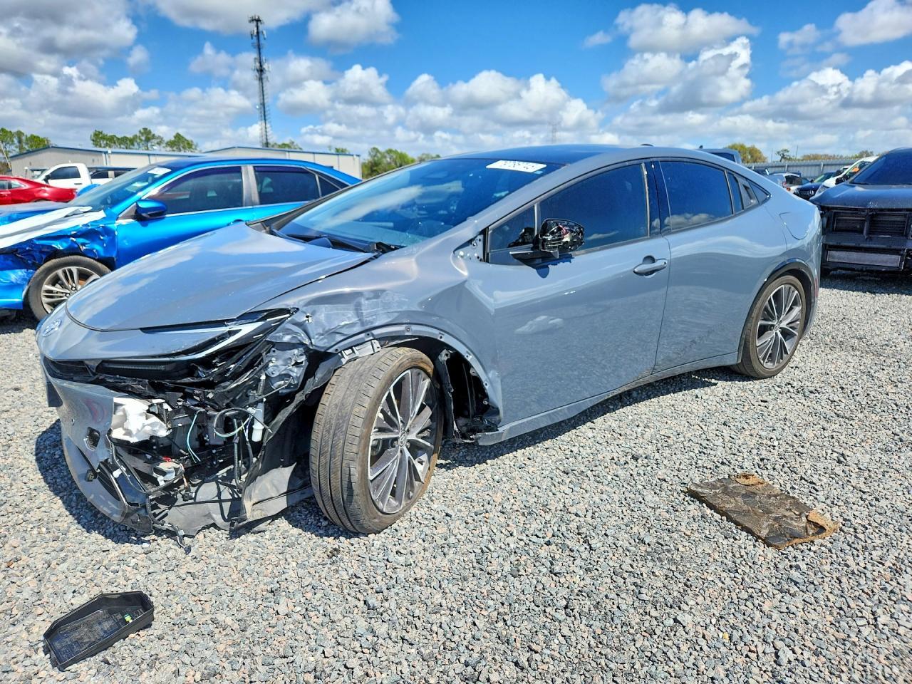2024 TOYOTA PRIUS