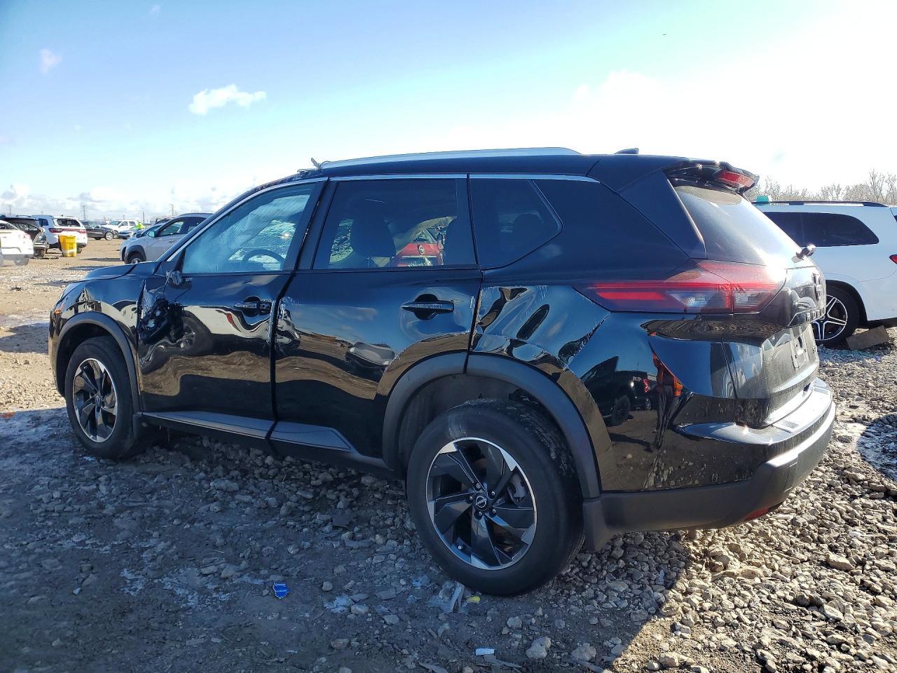 2024 NISSAN ROGUE