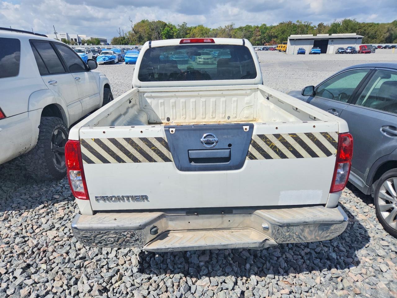 2015 NISSAN Frontier