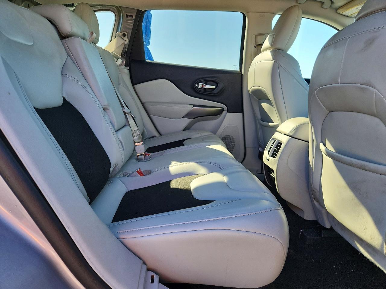 2020 JEEP CHEROKEE