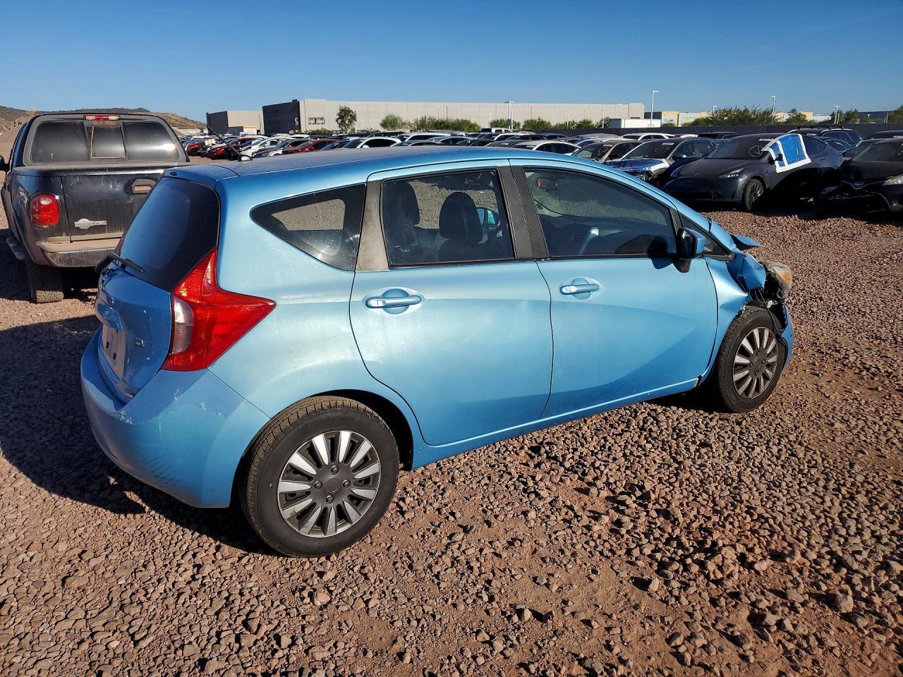 2015 NISSAN Versa Note