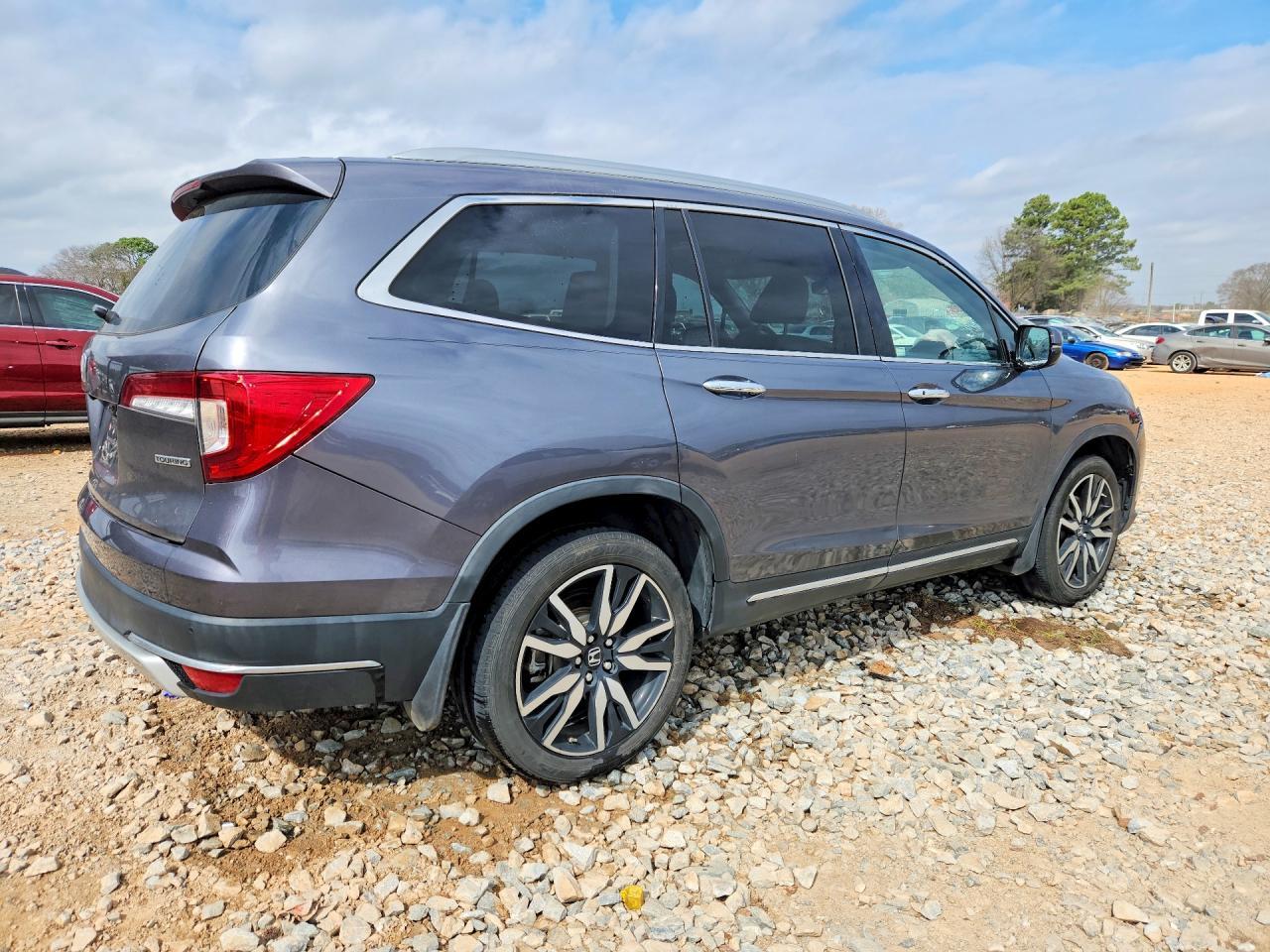 2020 HONDA PILOT