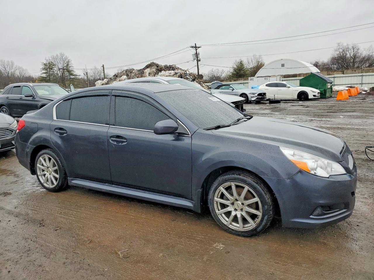 2010 SUBARU Legacy