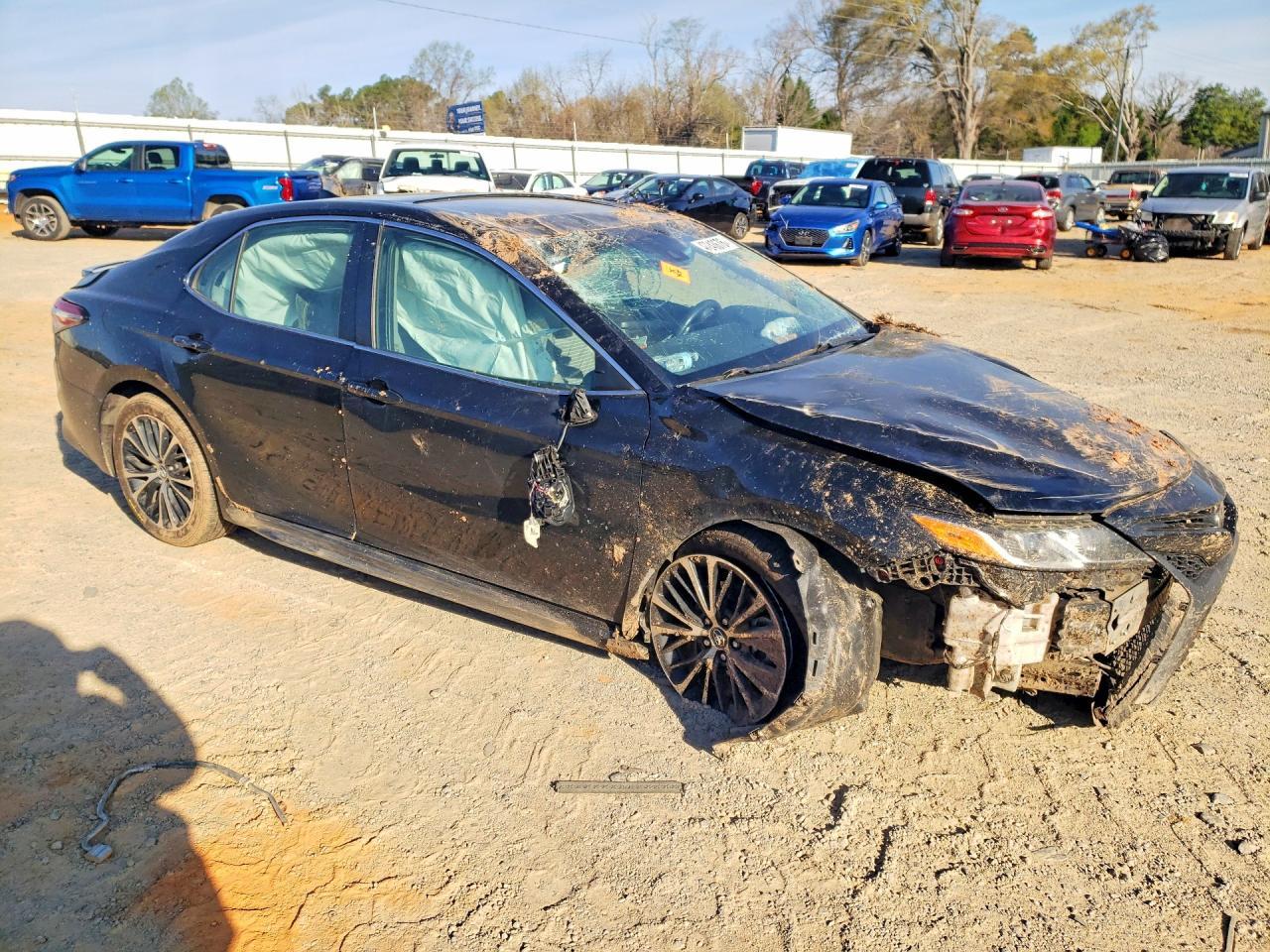 2018 TOYOTA CAMRY