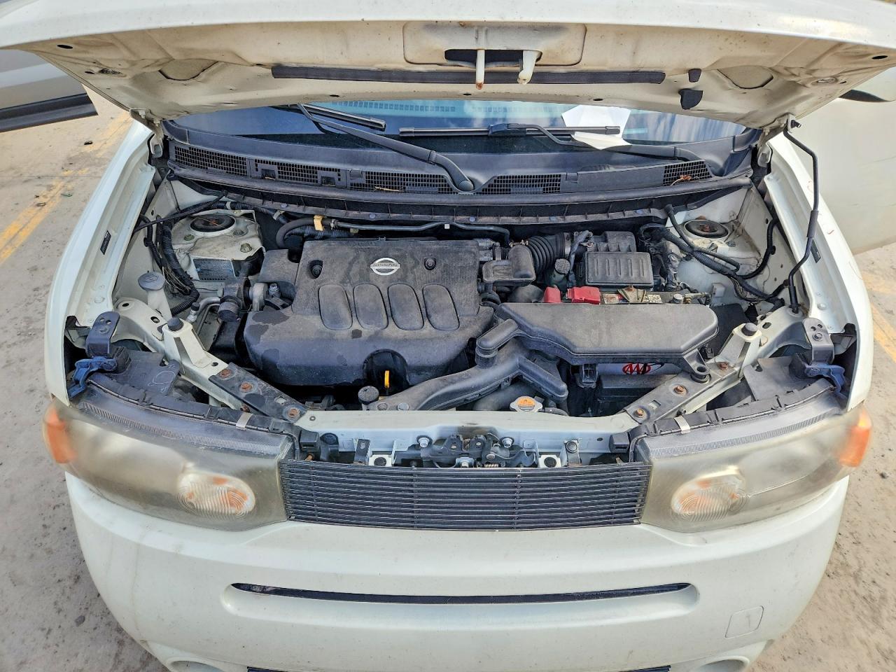 2010 NISSAN CUBE