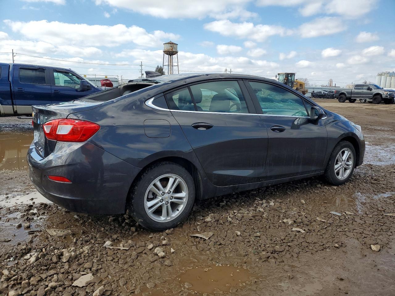 2017 CHEVROLET CRUZE