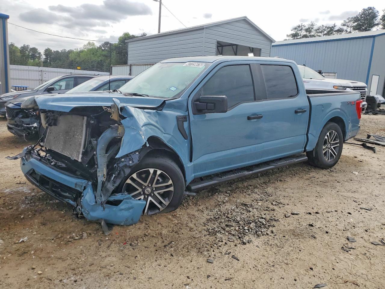 2023 FORD F-150 Lightning