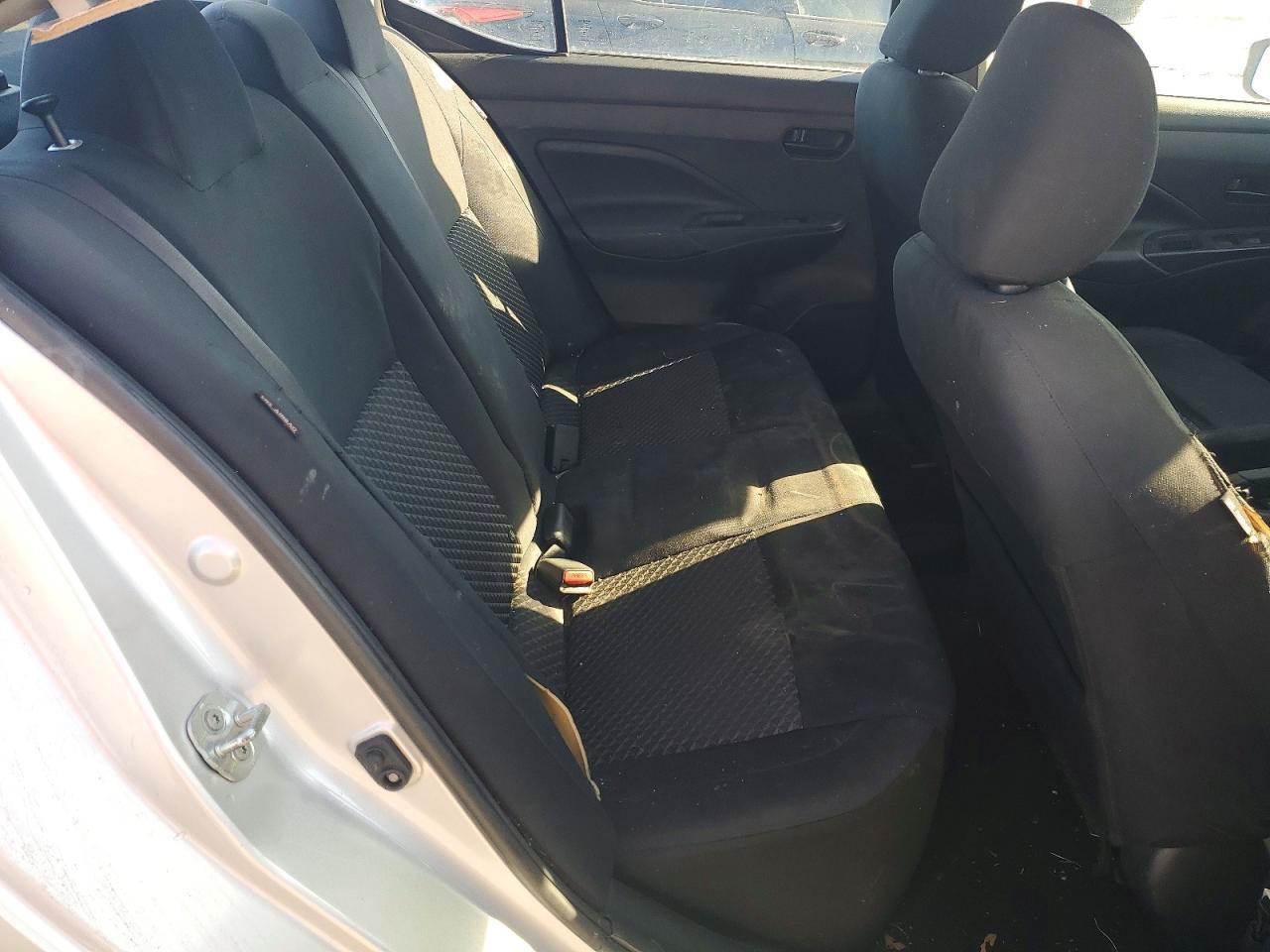 2021 NISSAN VERSA