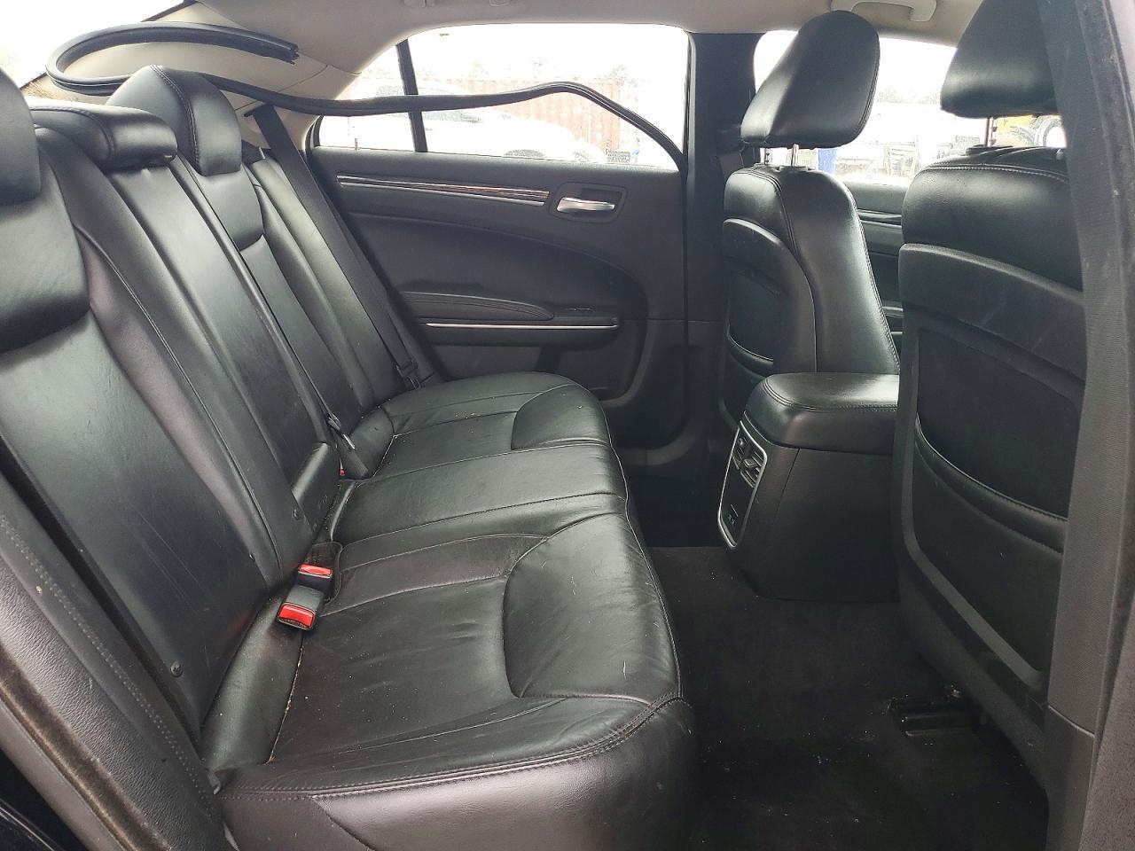 2018 CHRYSLER 300