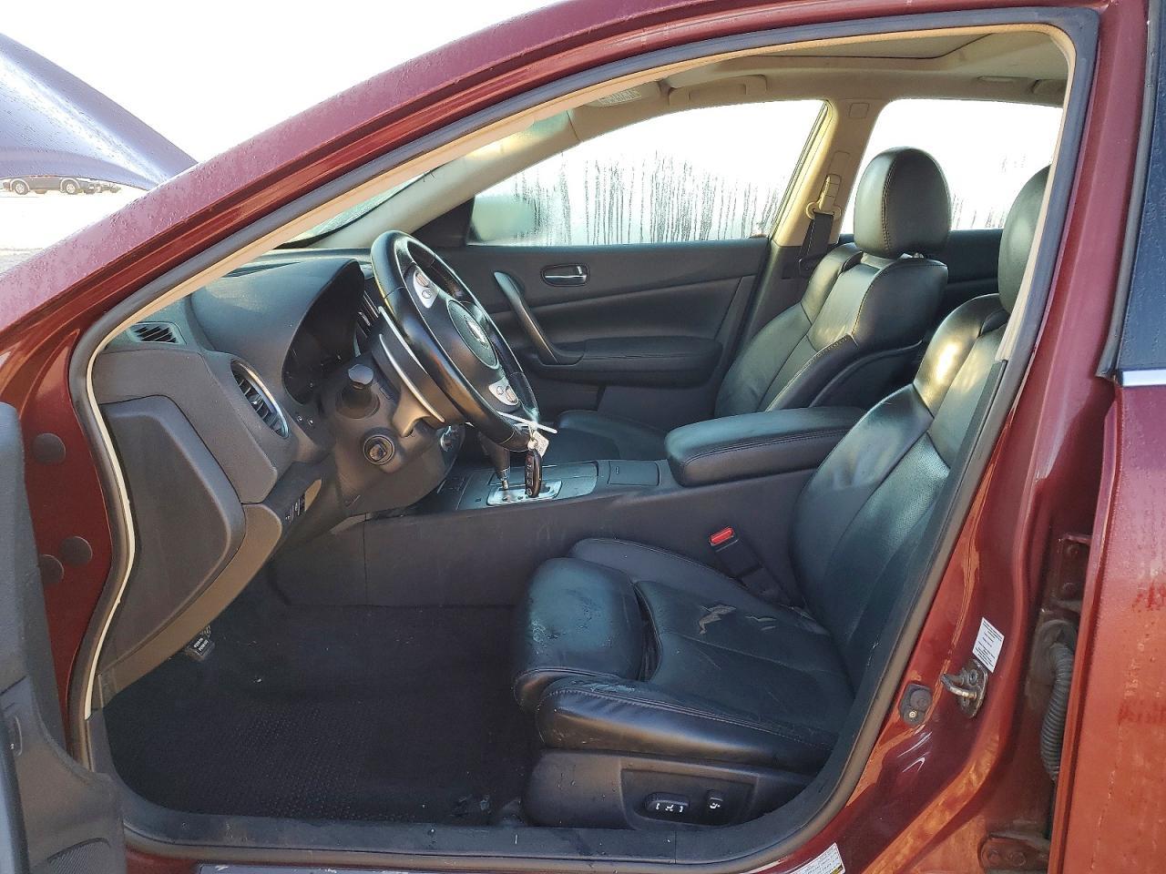 2010 NISSAN Maxima