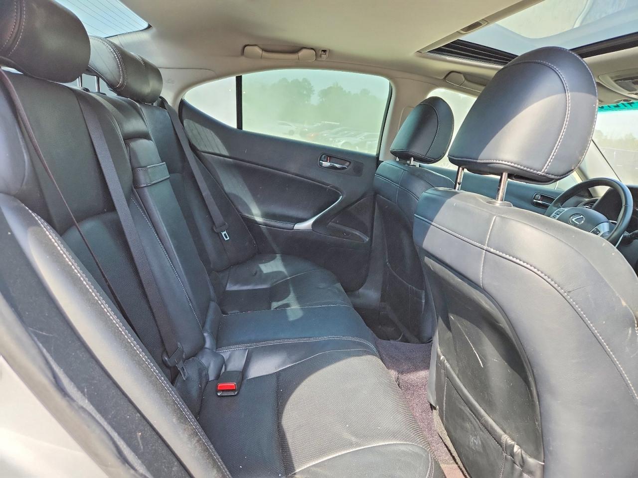 2013 LEXUS IS 250