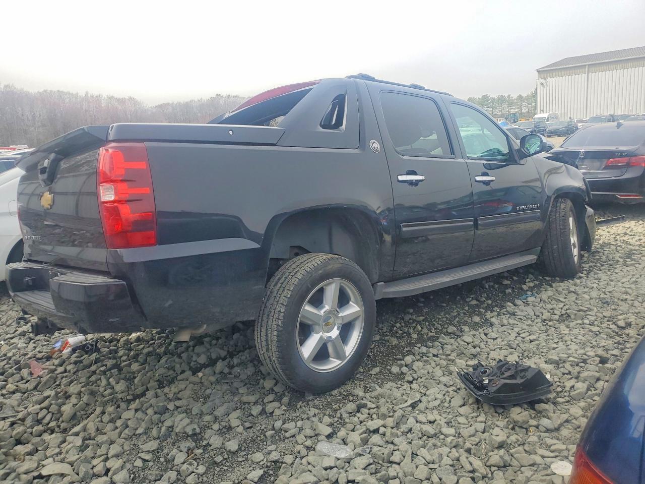 2013 CHEVROLET Avalanche