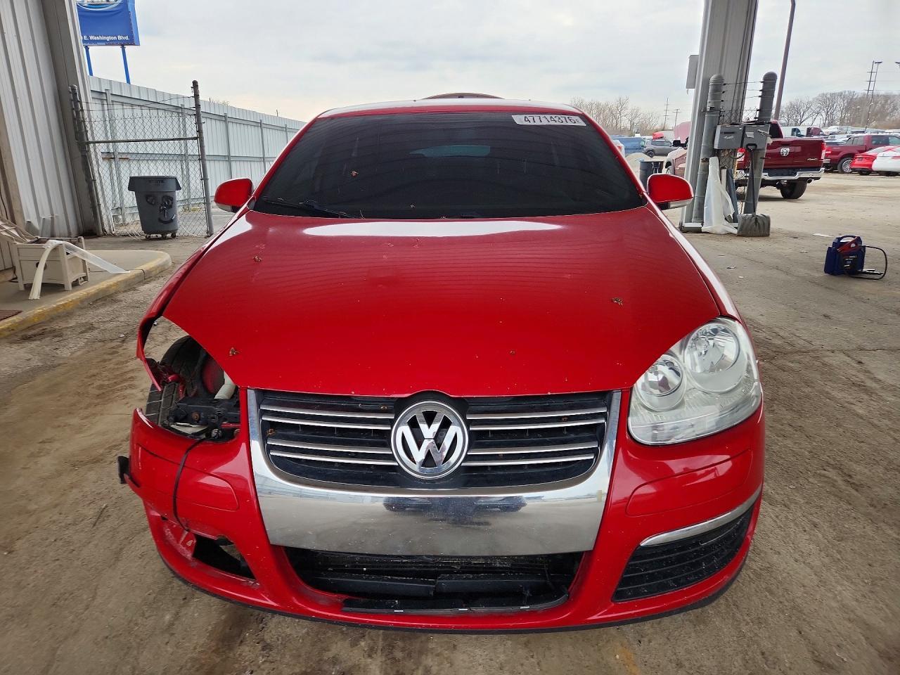 2010 VOLKSWAGEN JETTA