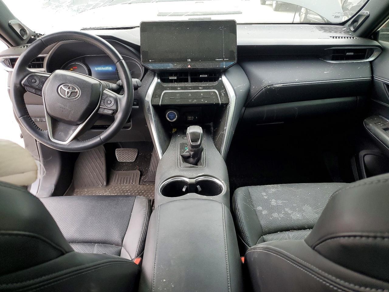 2022 TOYOTA VENZA