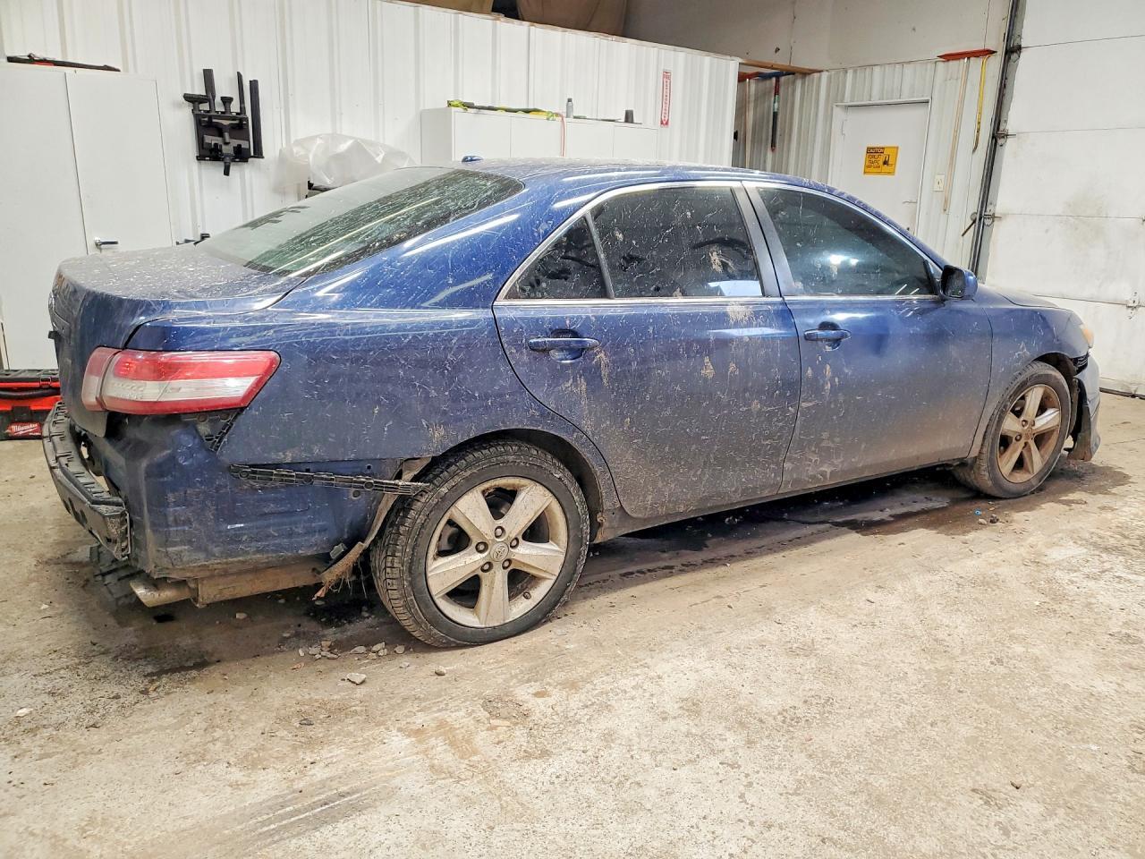 2010 TOYOTA CAMRY