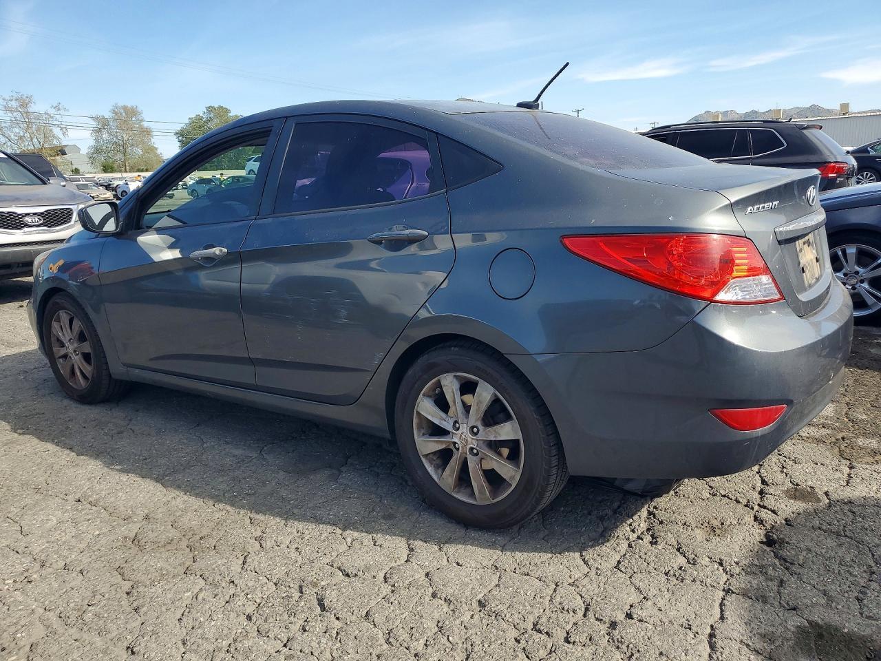 2012 HYUNDAI ACCENT
