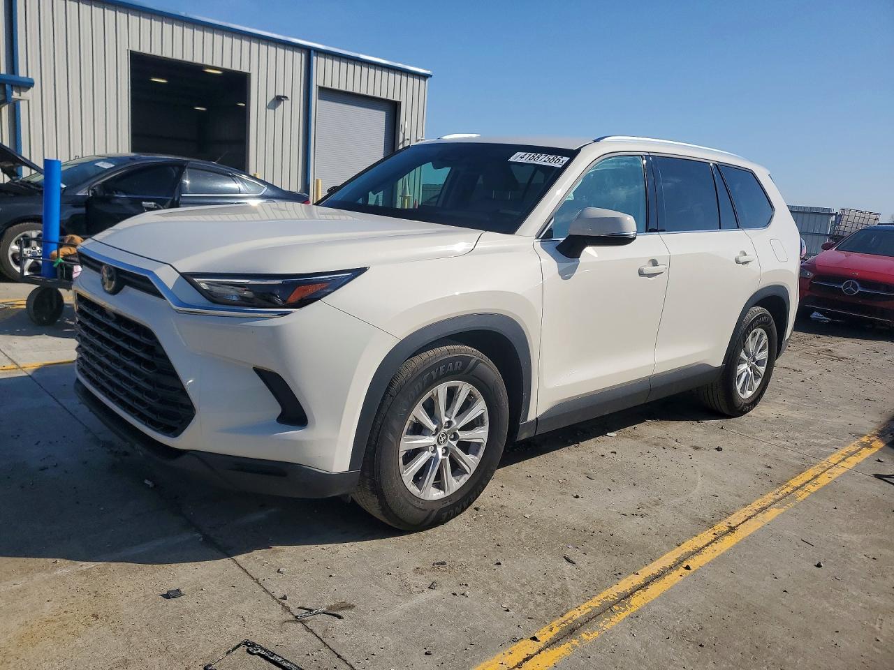 2024 TOYOTA HIGHLANDER
