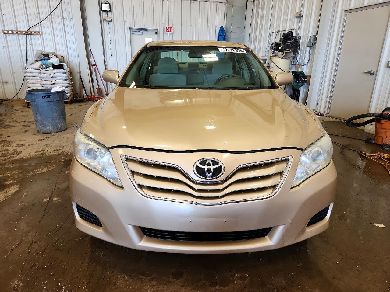 2010 TOYOTA CAMRY
