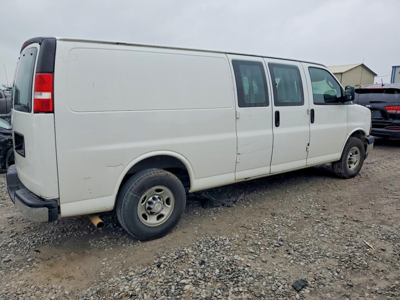 2017 CHEVROLET EXPRESS 2500