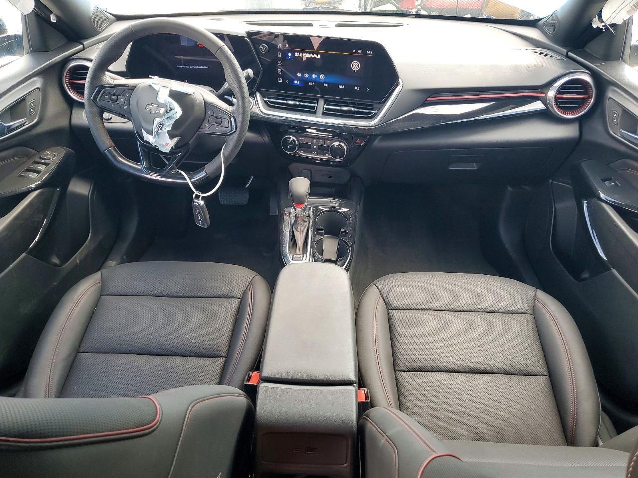 2025 CHEVROLET TRAX