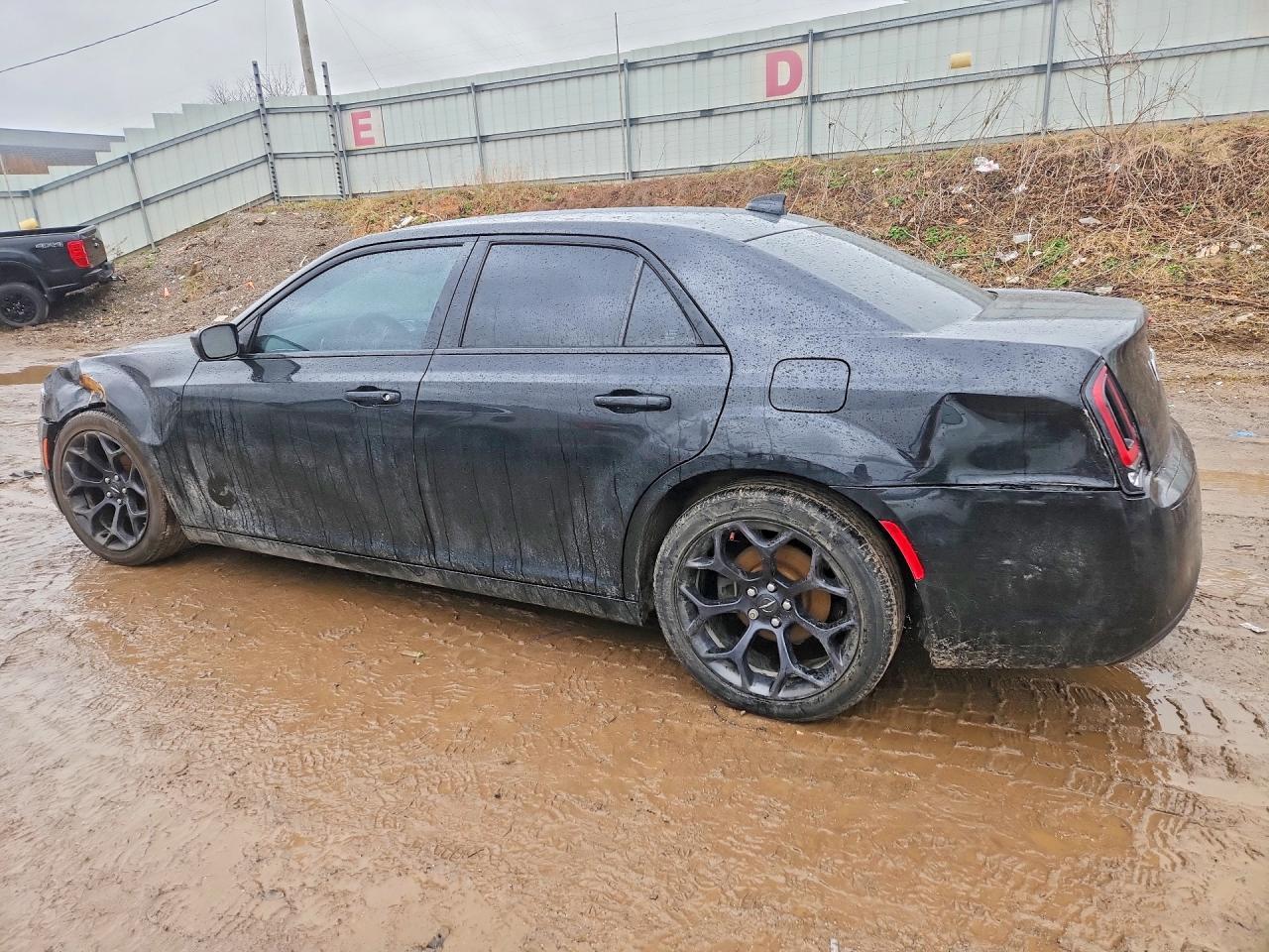 2019 CHRYSLER 300