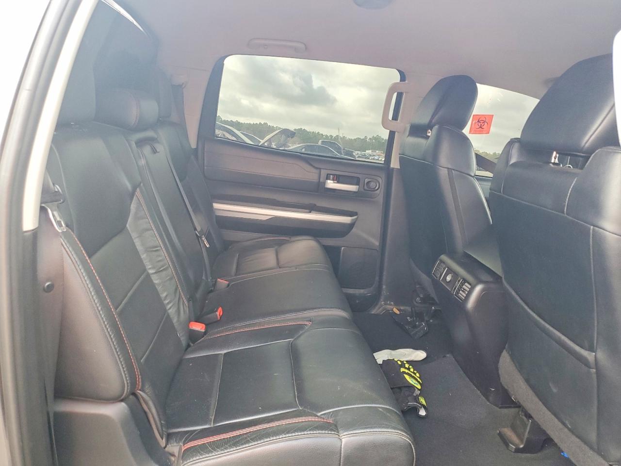2016 TOYOTA TUNDRA