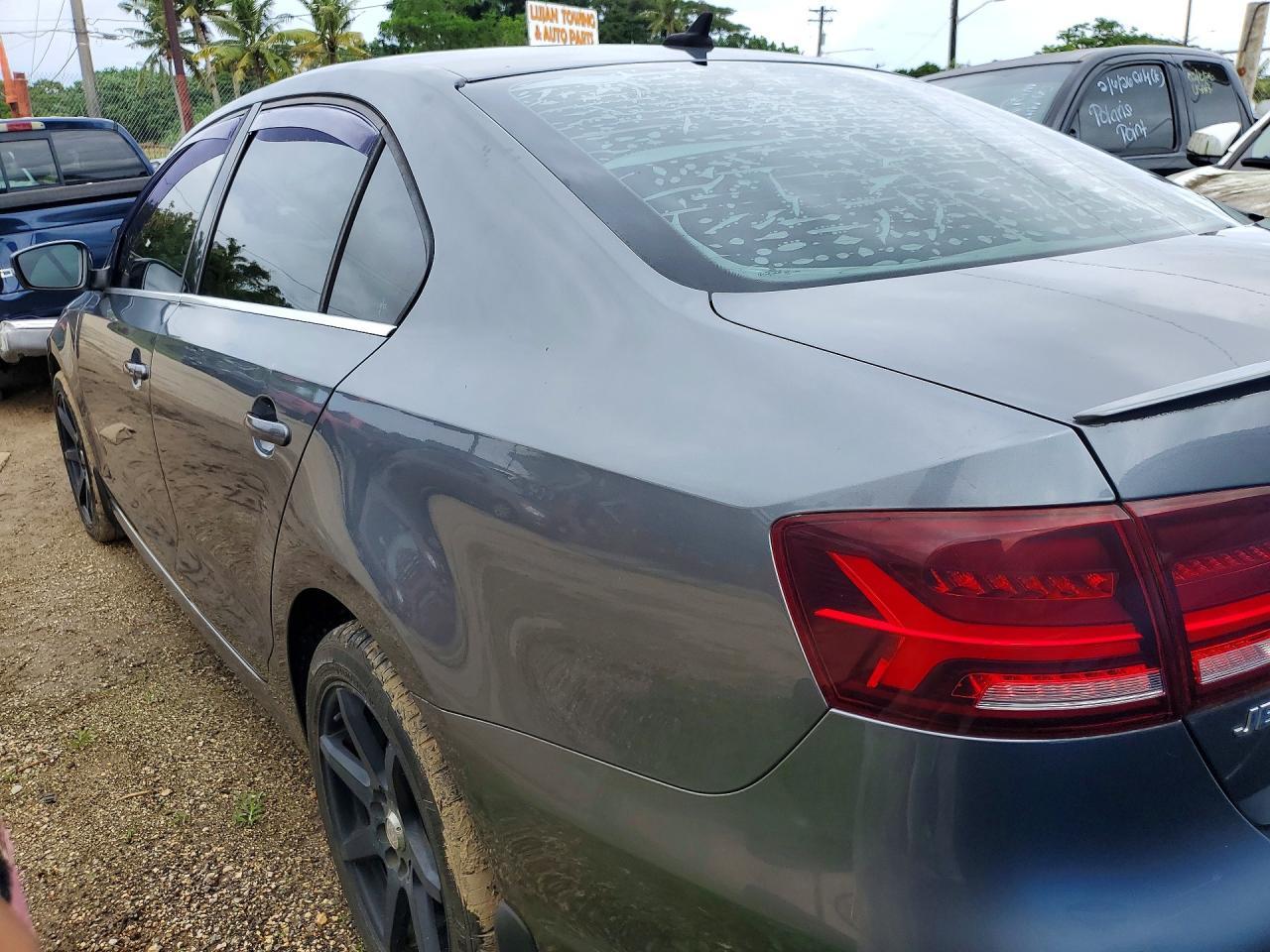 2013 VOLKSWAGEN JETTA