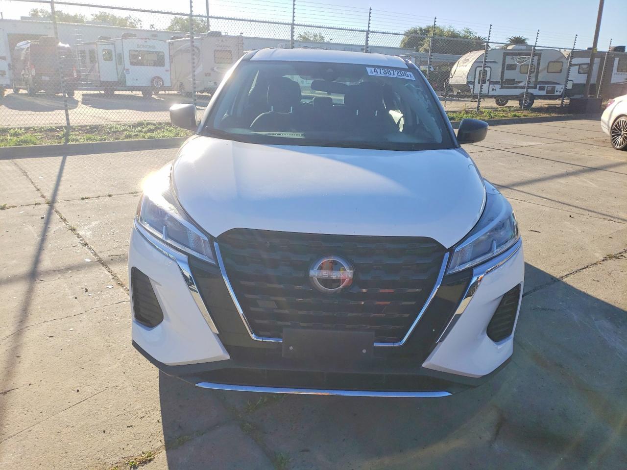 2023 NISSAN KICKS