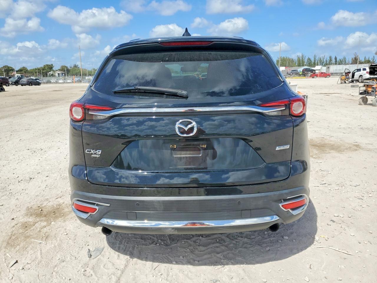 2018 MAZDA CX-9