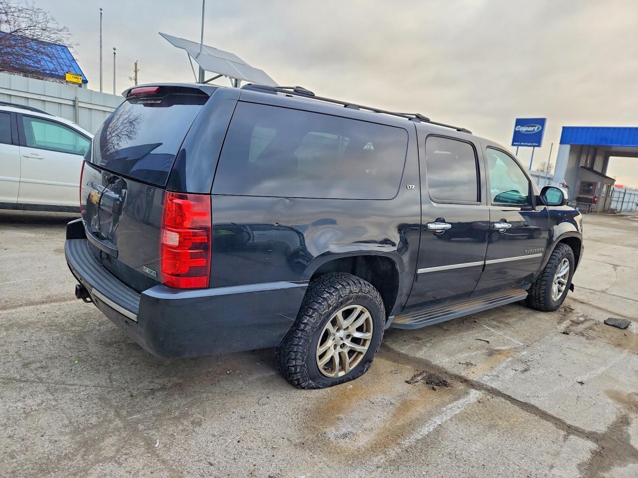 2012 CHEVROLET Suburban