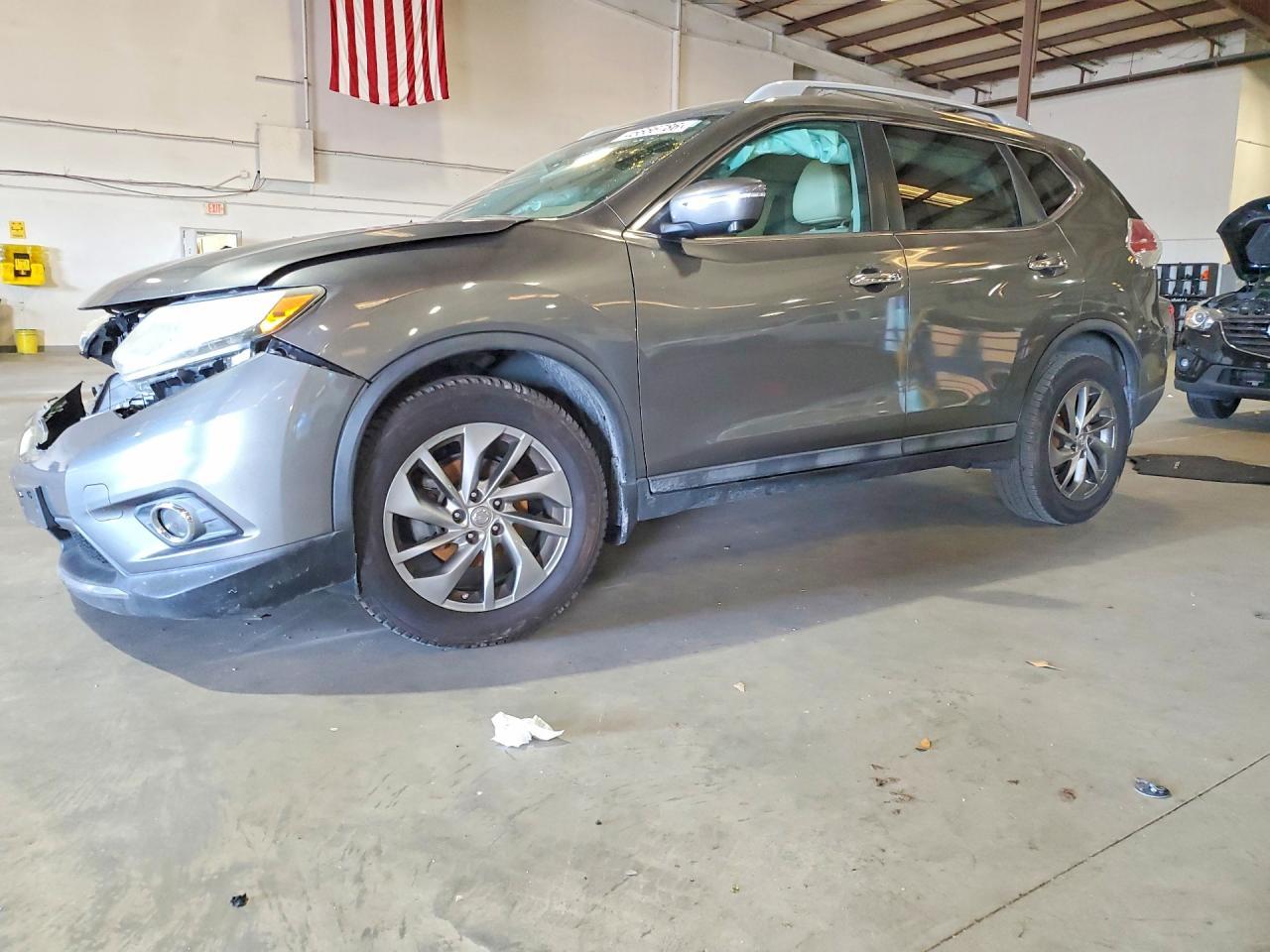 2015 NISSAN ROGUE