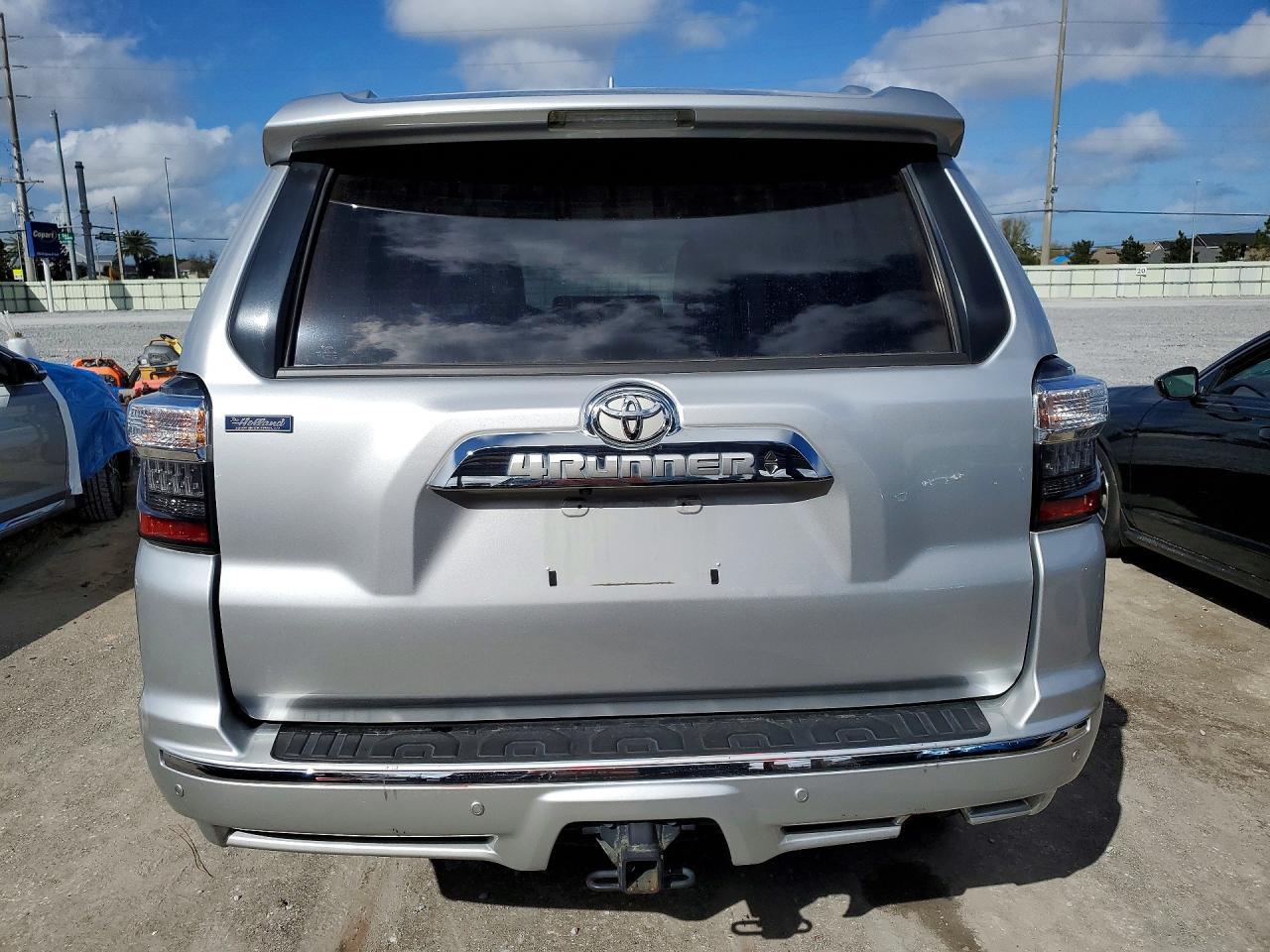 2019 TOYOTA 4Runner