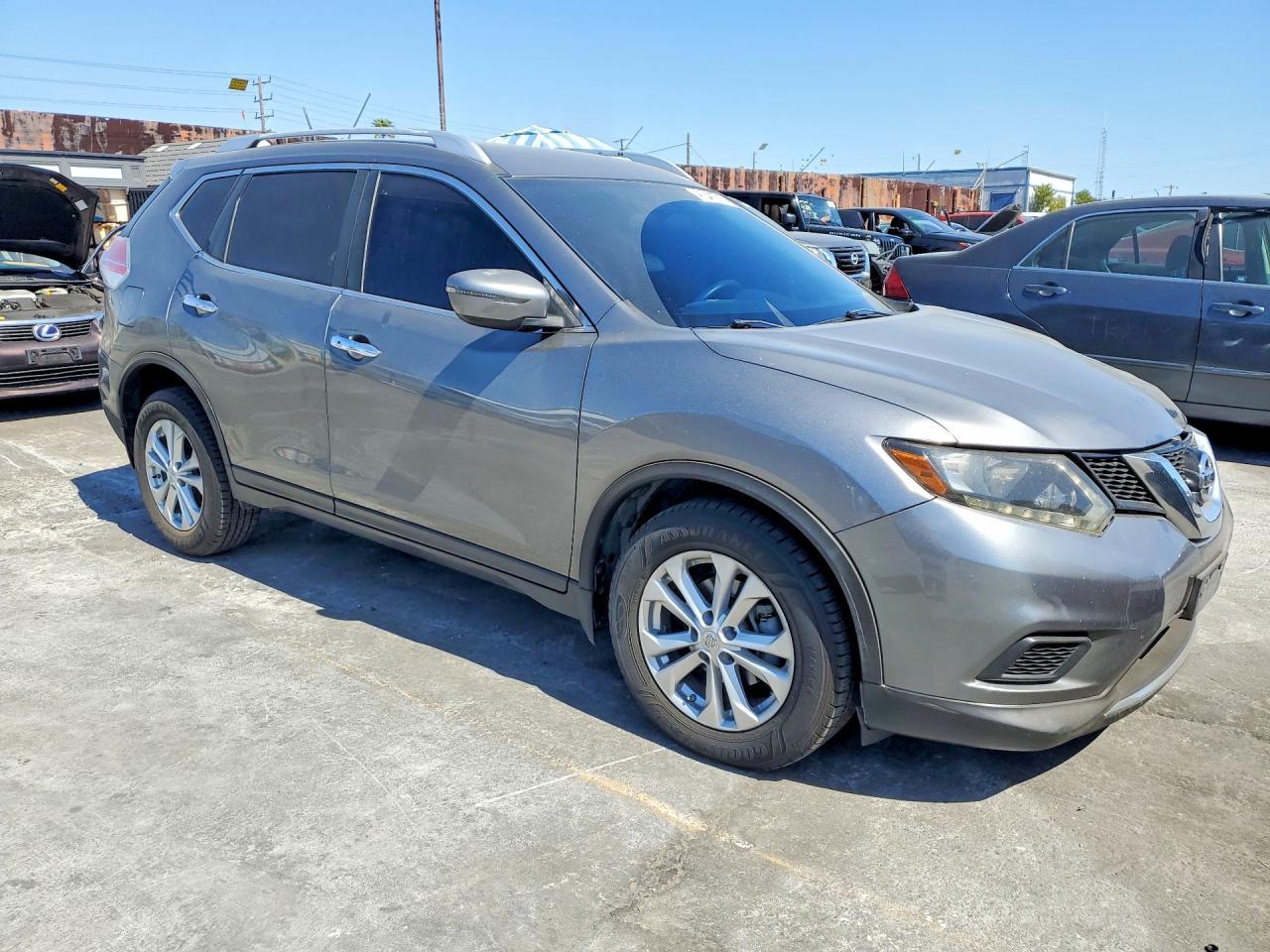 2016 NISSAN ROGUE