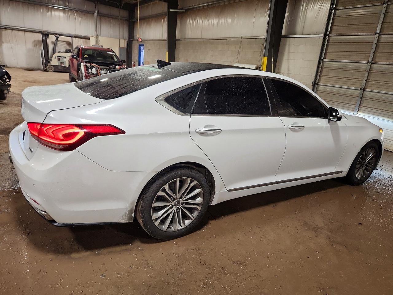 2015 HYUNDAI GENESIS