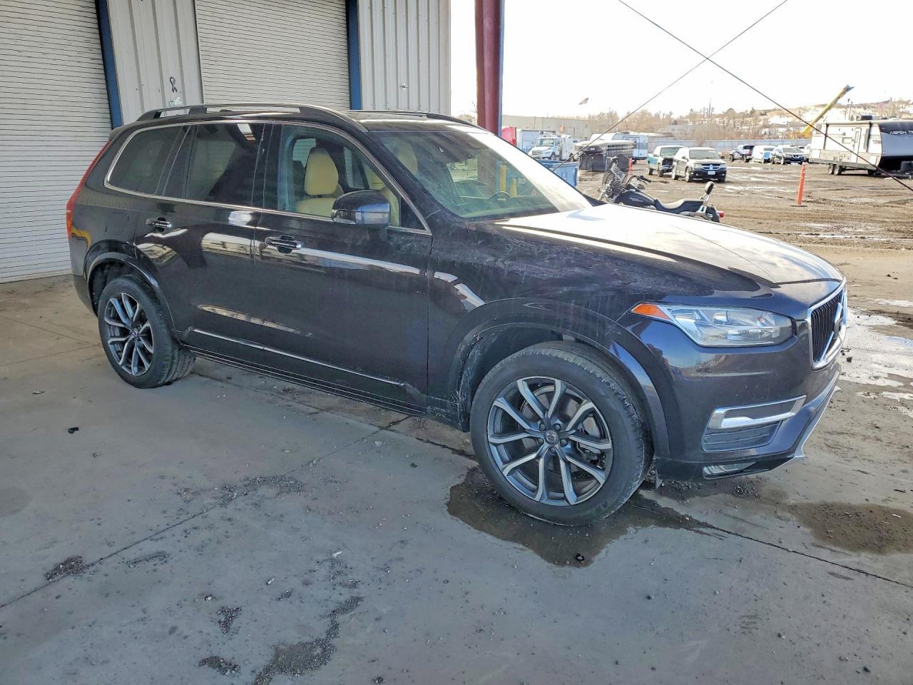 2016 VOLVO XC90