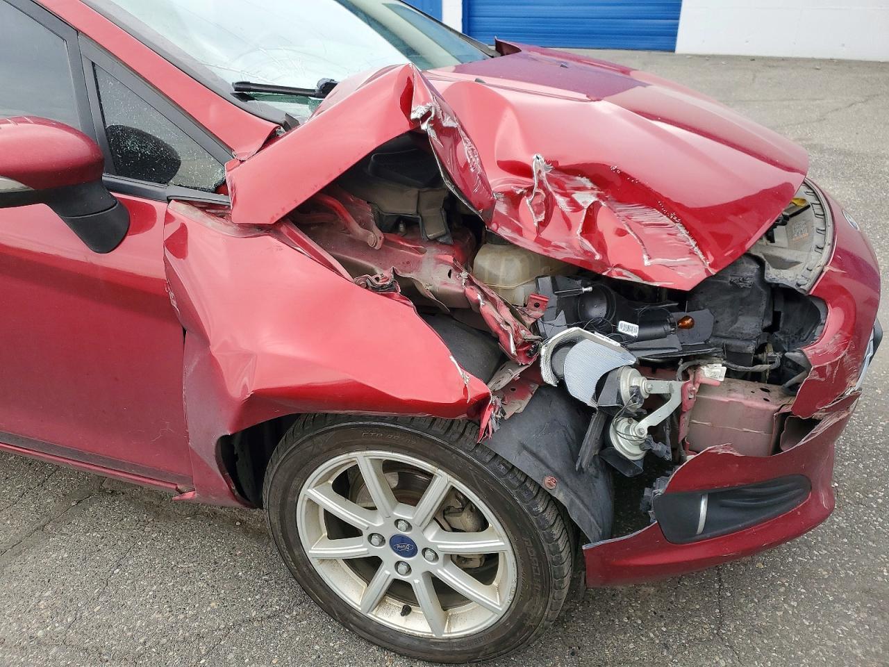 2016 FORD Fiesta