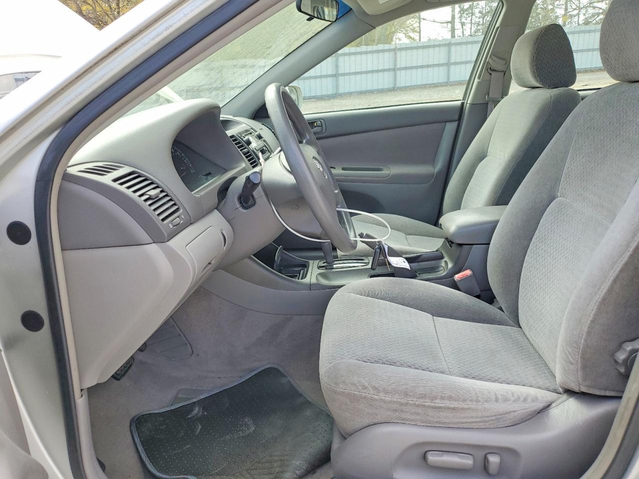 2002 TOYOTA CAMRY
