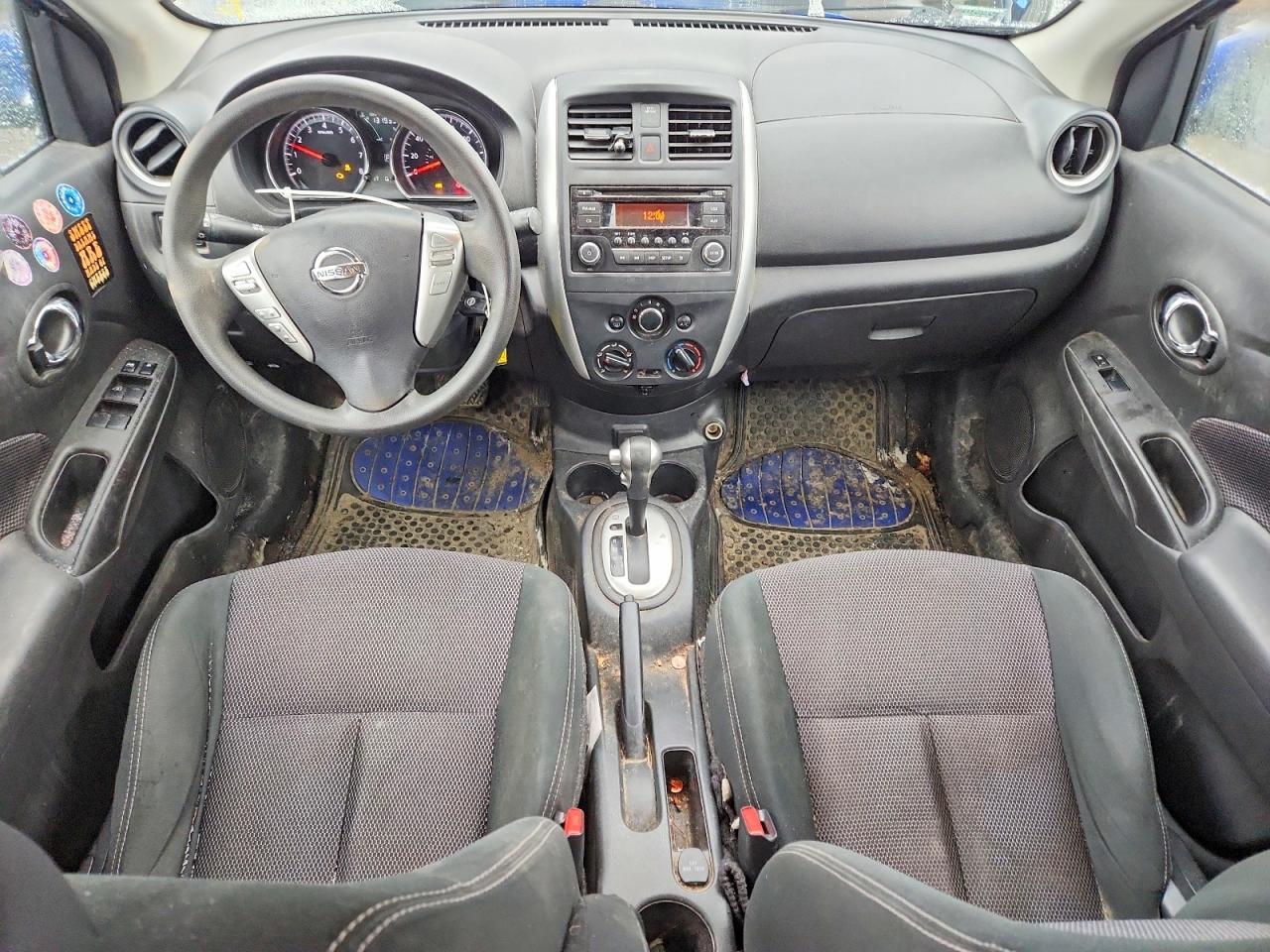 2017 NISSAN VERSA