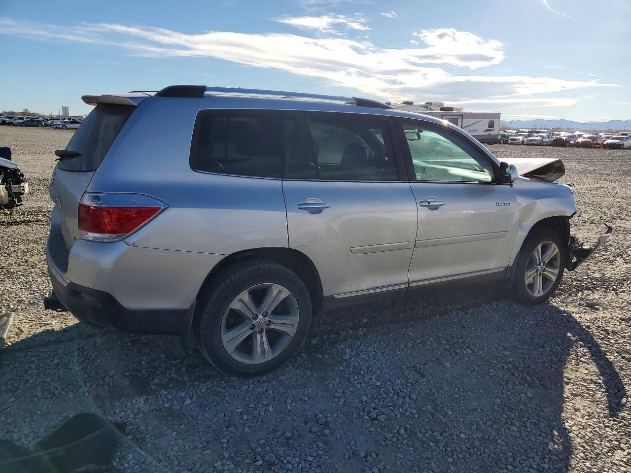2012 TOYOTA HIGHLANDER