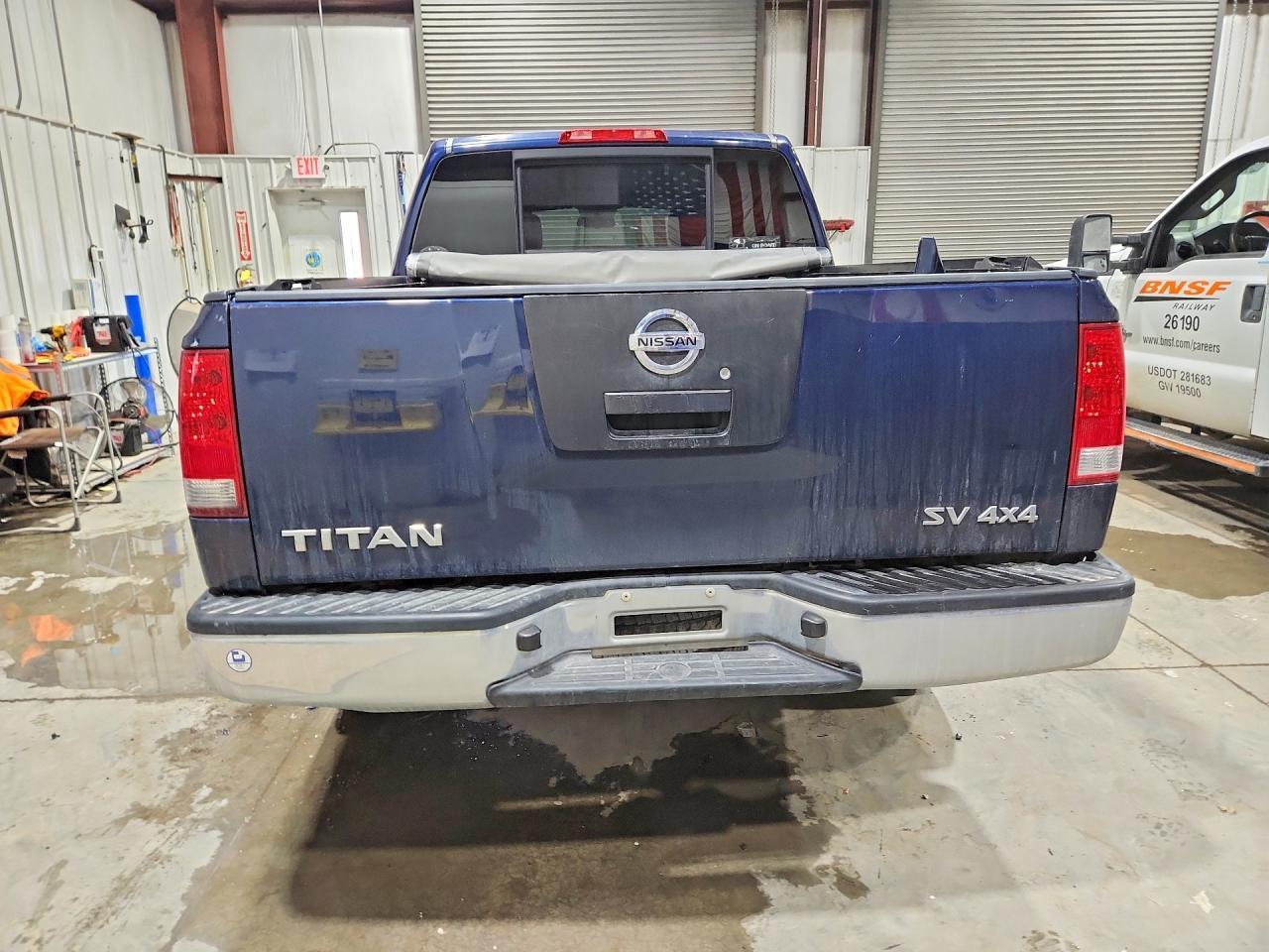 2012 NISSAN Titan